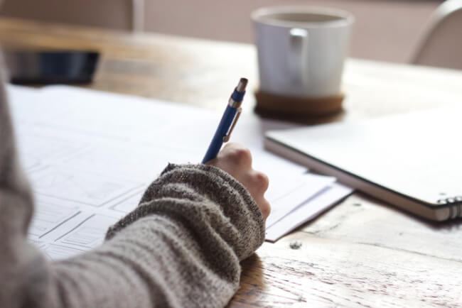 Writing on a desk unsplash